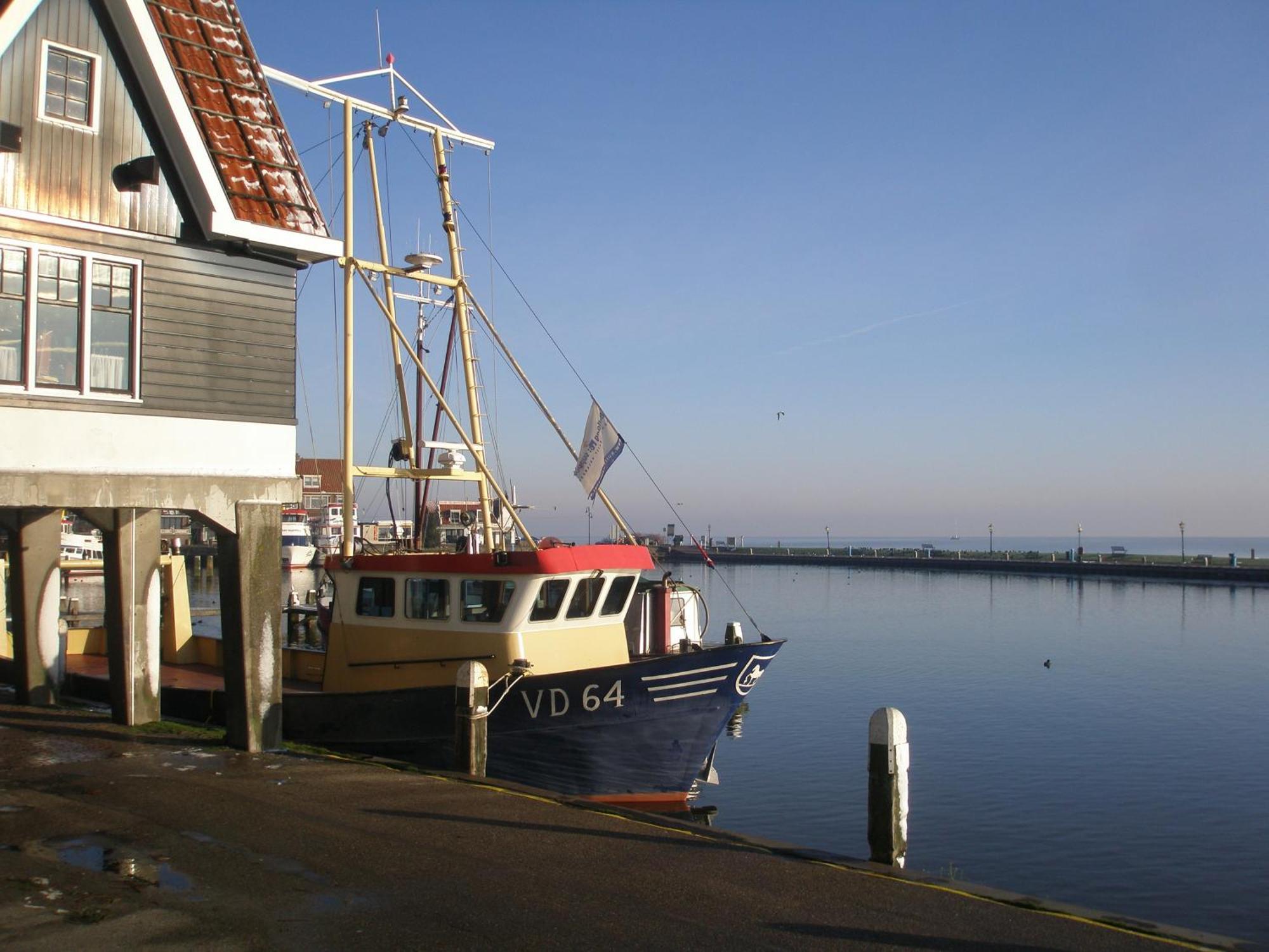 Hotel Cafe Restaurant Den Hogen 2*